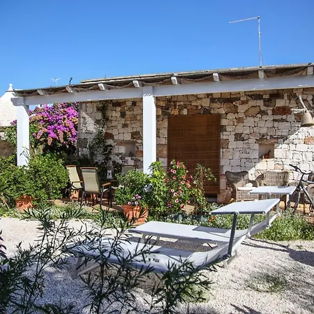 Trullo Madia E Dimora Giorgio 펜션