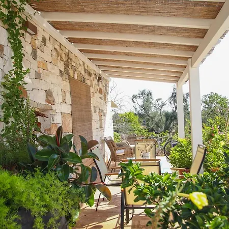 Trullo Madia E Dimora Giorgio 펜션